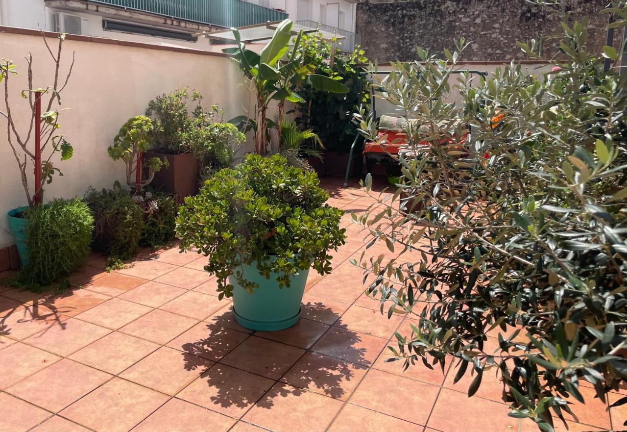 Figueres Center Apartment Exterior photo